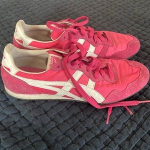 Vintage Onitsuka Tiger pink athletic shoes - size 8